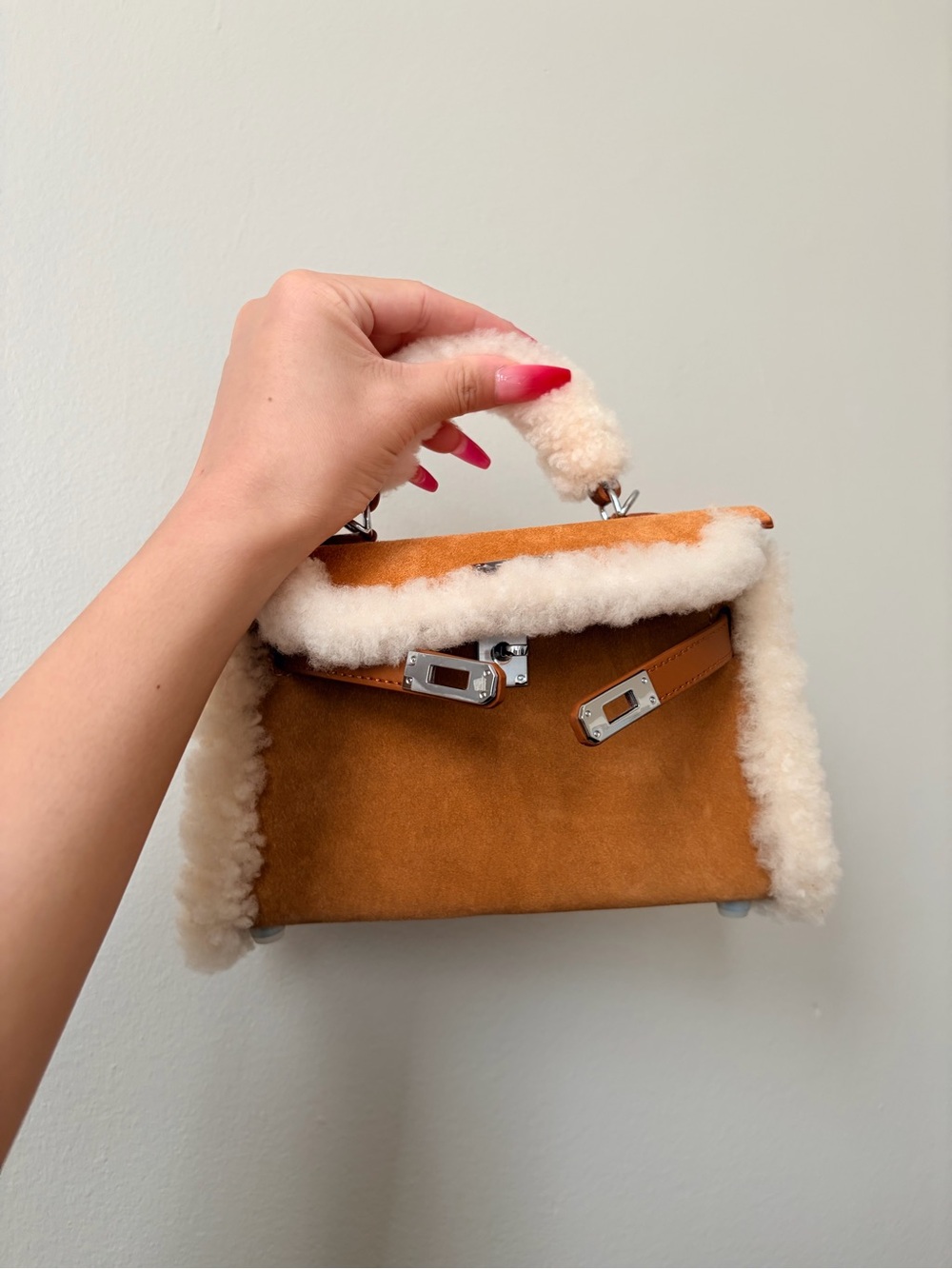 NWT Limited Edition Genuine Leather UGG Australia Mini Tan Sand Sherpa Kelly Bag